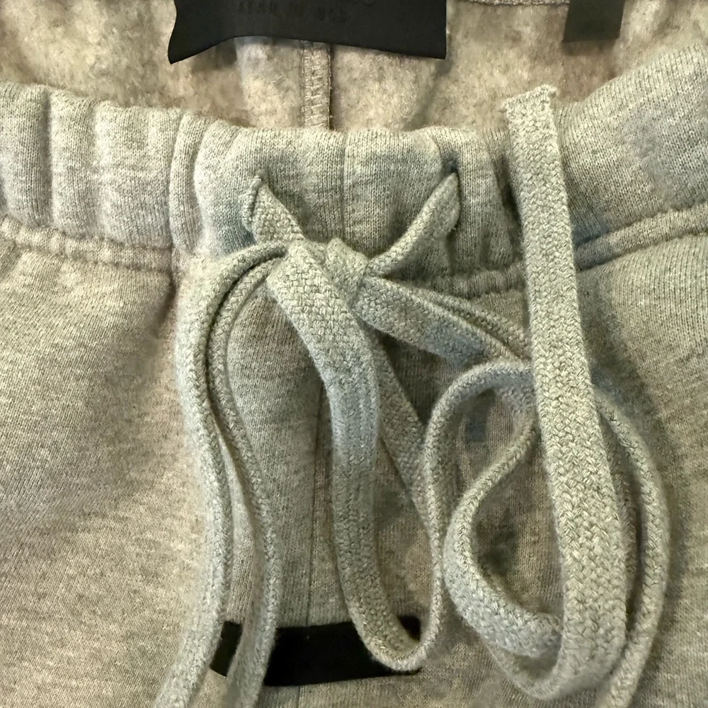 Essentials Fear of God Fleece Sweatpants - Picture 2 of 7